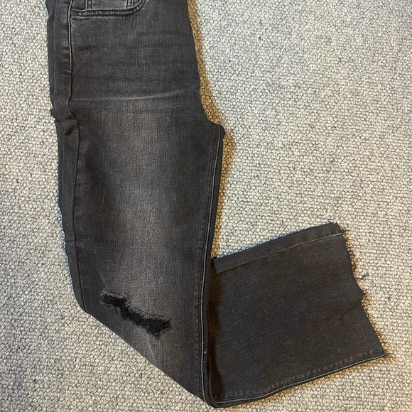 Eunina Women's Black Distressed Cropped Jeans - Picture 1 of 3